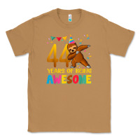 Toasted Coconut 44 years old birthday sloth dabbing 44th birthday sloth Classic Tee - linhVisuals