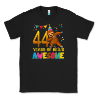 Black 44 years old birthday sloth dabbing 44th birthday sloth Classic Tee - linhVisuals