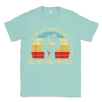 Seafoam keep the immigrants deport the racists Classic Tee - linhVisuals