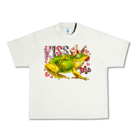 Pistachio kiss me frog Urban Heavy Tee - RacoonDesign