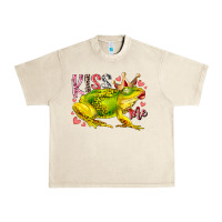 Sandshell kiss me frog Urban Heavy Tee - RacoonDesign