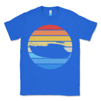 True Royal boat t  shirt boat trip silhouette on a distressed retro sunset produc Classic Tee - linhVisuals
