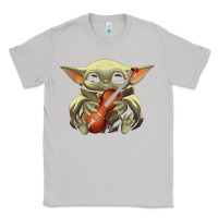 Moon Dust baby yoda hug violin [tb] Classic Tee - linhVisuals