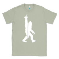 Matcha funny bigfoot middle finger for squatch believers t shirt Classic Tee - linhVisuals