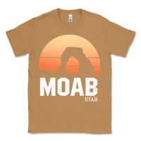 Toasted Coconut moab utah arches national park vintage retro outdoor hiking pullover h Classic Tee - linhVisuals