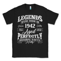 Black legends were born in 1942 year of birth birthday t shirt Classic Tee - linhVisuals