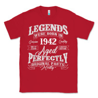 Red legends were born in 1942 year of birth birthday t shirt Classic Tee - linhVisuals