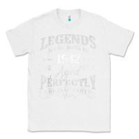 White legends were born in 1942 year of birth birthday t shirt Classic Tee - linhVisuals