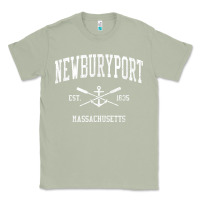 Matcha newburyport ma vintage crossed oars & boat anchor sports t shirt Classic Tee - linhVisuals