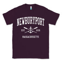 Plum newburyport ma vintage crossed oars & boat anchor sports t shirt Classic Tee - linhVisuals