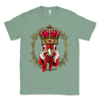 Sage chicken chick king chicken wearing crown queen chicken animal 228 roos Classic Tee - linhVisuals