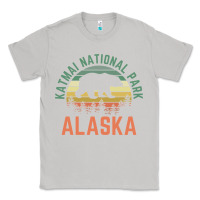 Moon Dust katmai national park alaska bear hiking travel nature retro pullover h Classic Tee - linhVisuals