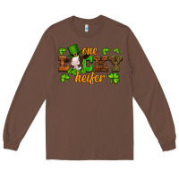 Chestnut st patricks one lucky heifer baby cow Long Sleeve Tee - Artiststas