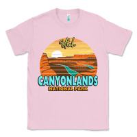 Bubblegum Pink Canyonlands Moab Utah National Park Nature Outdoor Lovers Classic Tee - baoMotion
