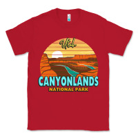 Red Canyonlands Moab Utah National Park Nature Outdoor Lovers Classic Tee - baoMotion