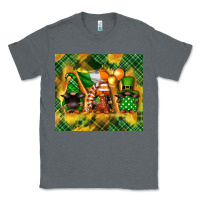 Charcoal Heather St. Patrick's Day gnome Classic Tee - FaDigitalArtStudio
