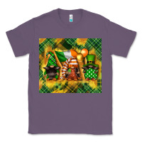 Lavender St. Patrick's Day gnome Classic Tee - FaDigitalArtStudio