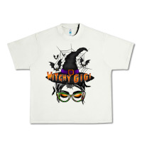 Pistachio witchy gigi Urban Heavy Tee - RacoonDesign