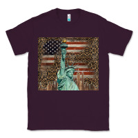 Plum statue of liberty tumbler Classic Tee - BarkalooDesign