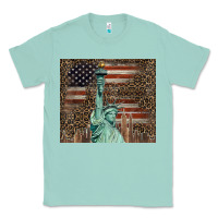 Seafoam statue of liberty tumbler Classic Tee - BarkalooDesign