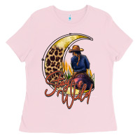 Bubblegum Pink stay wild moon cowgirl Ladies Tee - RacoonDesign