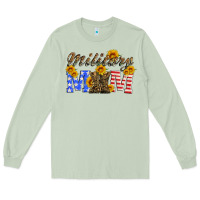 Matcha military mom with soldier boots Long Sleeve Tee - Artiststas