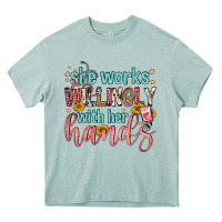 Arona she works willingly with her hands Heavy Core Tee - FaDigitalArtStudio