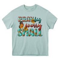 Arona pray big worry small Heavy Core Tee - BundleAndBundleShop