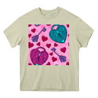 Mossy valentines day lock and key seamless pattern Heavy Core Tee - BundleAndBundleShop