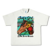 Pistachio just a girl who loves horseshoe Urban Heavy Tee - RanaPortraitStore
