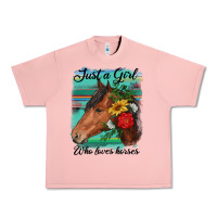 Salmon just a girl who loves horseshoe Urban Heavy Tee - RanaPortraitStore