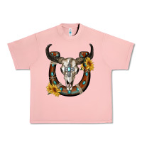 Salmon bull skull with horseshoe Urban Heavy Tee - RanaPortraitStore