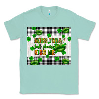 Seafoam Irish today but please kiss me st. patricks day Classic Tee - FaDigitalArtStudio