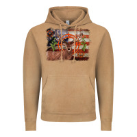 Vintage Camel deer hunting target american flag  background Vintage Hoodie - BarkalooDesign