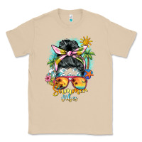 Mushroom summer vibes messy bun Classic Tee - BarkalooDesign