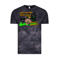 Cloud Black there's something mighty going on around here pig Vintage Tee - LillyAllenDesigns