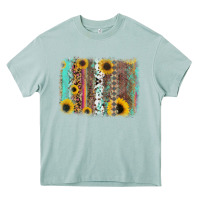 Arona aztec leopard turquoise sunflower background Heavy Core Tee - RanaPortraitStore
