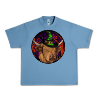 Pebble Blue halloween highland cow round Urban Heavy Tee - RanaPortraitStore