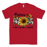 Red Being a mom makes my life complete Mother's Day Classic Tee - FaDigitalArtStudio