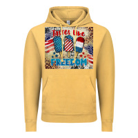 Vintage Mustard tastes like freedom 4th of july Vintage Hoodie - BarkalooDesign