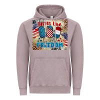 Vintage Zinc tastes like freedom 4th of july Vintage Hoodie - BarkalooDesign