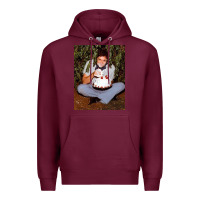 Burgundy johnny cash eating cake in a bush Premium Hoodie - linhVisuals