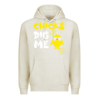 Oatmeal Heather chicks dig me Premium Hoodie - linhVisuals