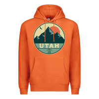 Carrot utah retro mountain badge Premium Hoodie - linhVisuals