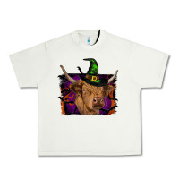 Pistachio highland cow halloween Urban Heavy Tee - RanaPortraitStore