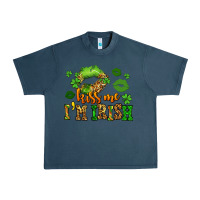 Midnight Navy kiss me im irish st patricks lip stain Urban Heavy Tee - LillyAllenDesigns