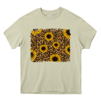 Mossy leopard sunflowers background Heavy Core Tee - RanaPortraitStore