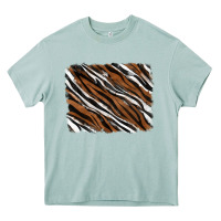 Arona Tiger zebra background Heavy Core Tee - RanaPortraitStore