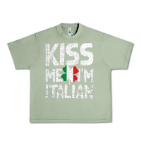 Oil Green Kiss Me I'm Italian Urban Heavy Tee - ArtChic