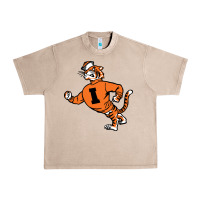 French Oak Vintage Walking Angry Tiger Idaho State Urban Heavy Tee - ArtChic